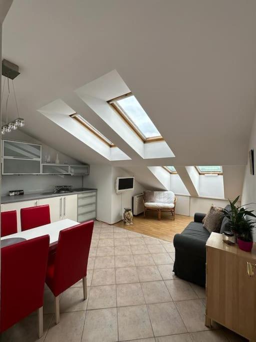 Luna Apartments Краков Экстерьер фото
